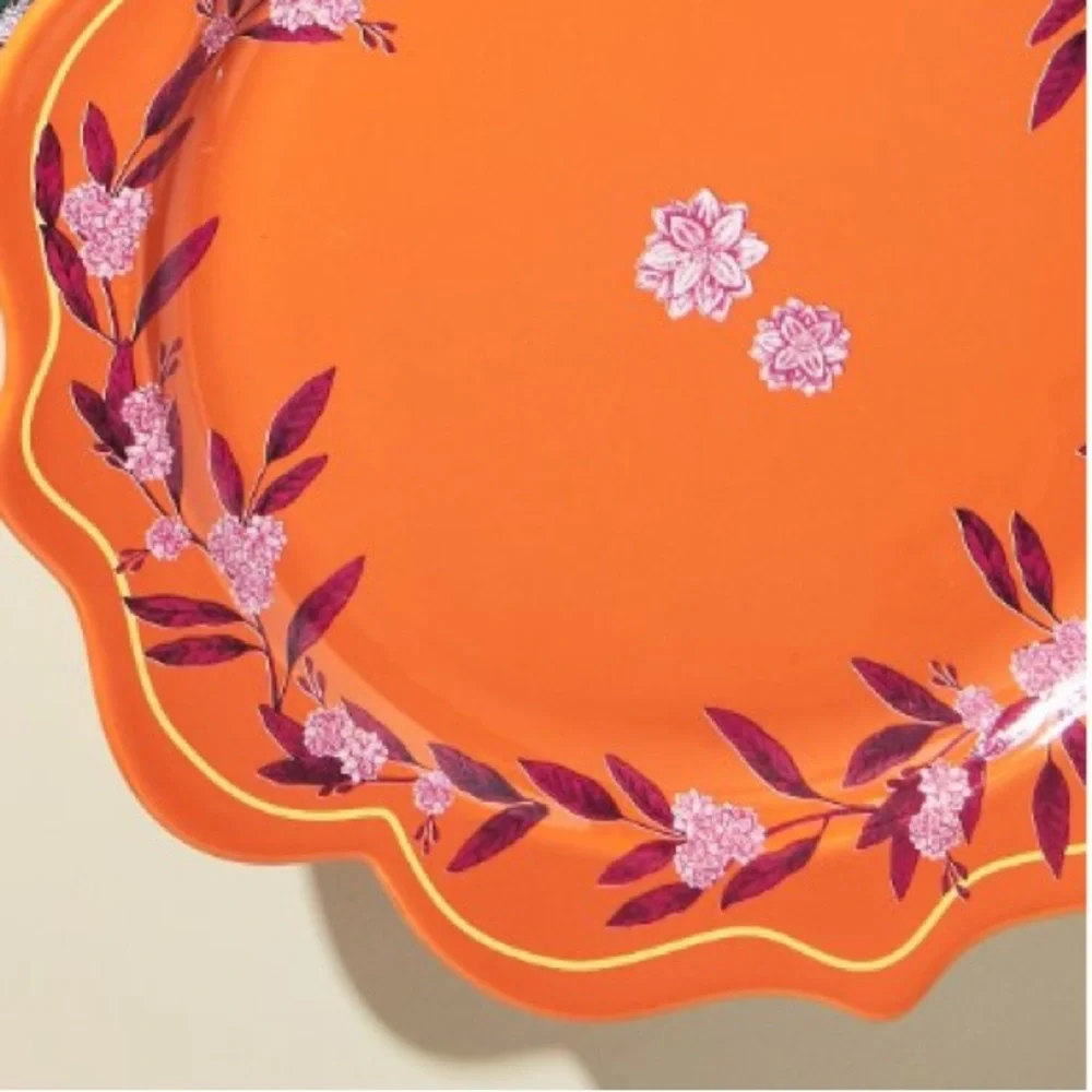 Elin Dinner Plates Set of Four - Picture 3 of 3